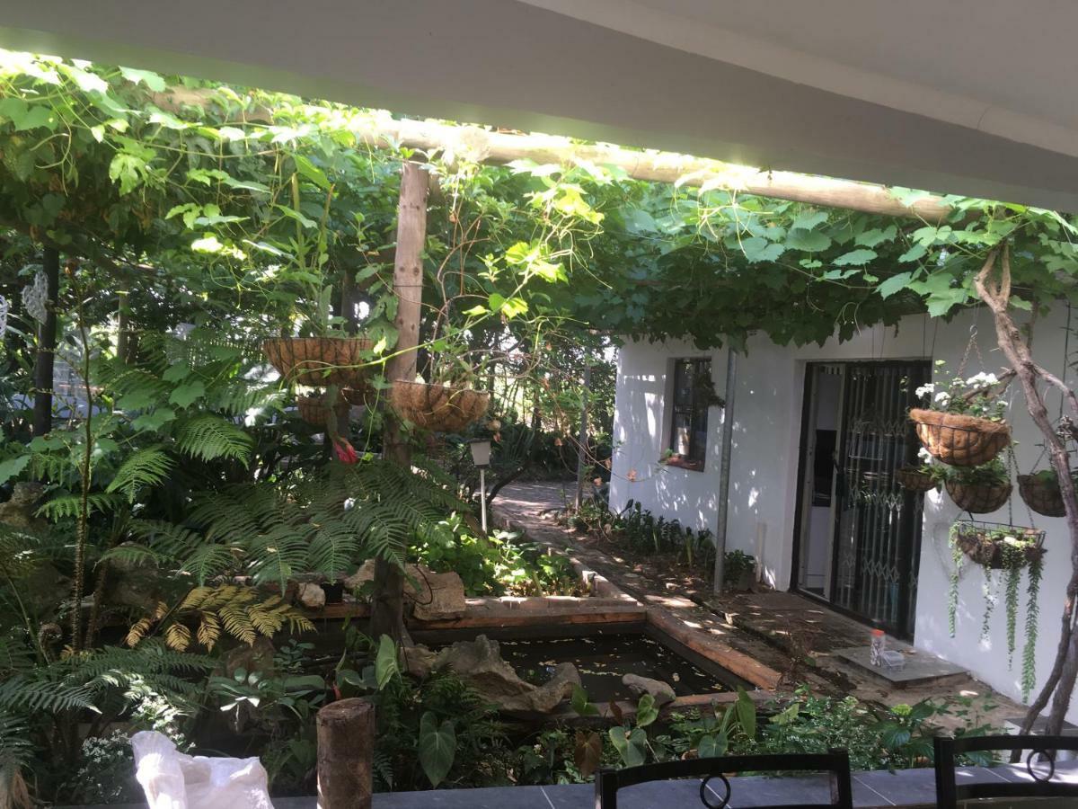 Rouana Guest Farm Hotel Stellenbosch Bagian luar foto